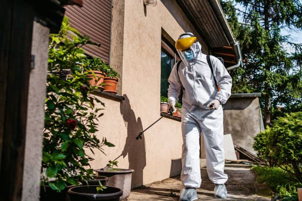 Best Commercial Pest Control Services  in Ligonier, IN